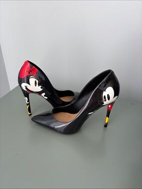 Aldo Black Minnie Mouse-Graphic Pointed Toe Pumps